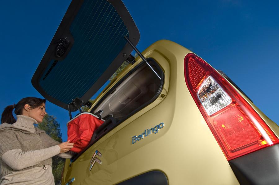  Citroen Berlingo 2009 года  (фото 62 из 72)